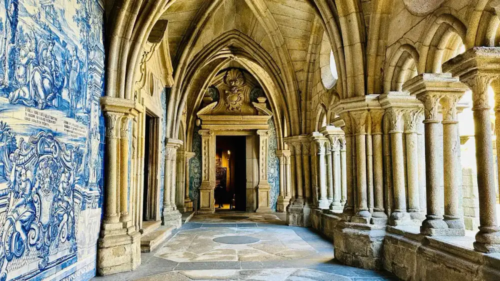The Gothic cloister of Porto Cathedral with blue azulejo tiles
